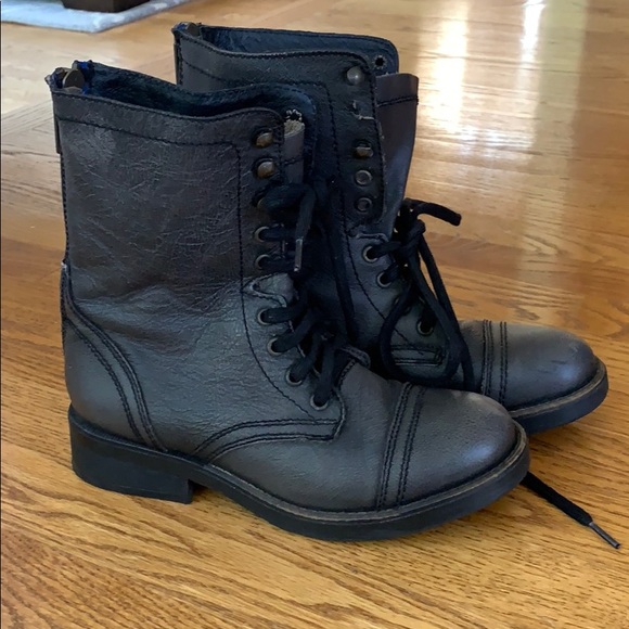 Steve Madden Zip Back Troopa Boots - Picture 2 of 6